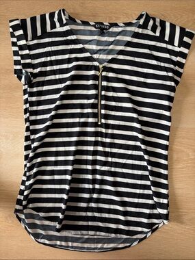 Express Black and White Striped V-Neck Zip Top